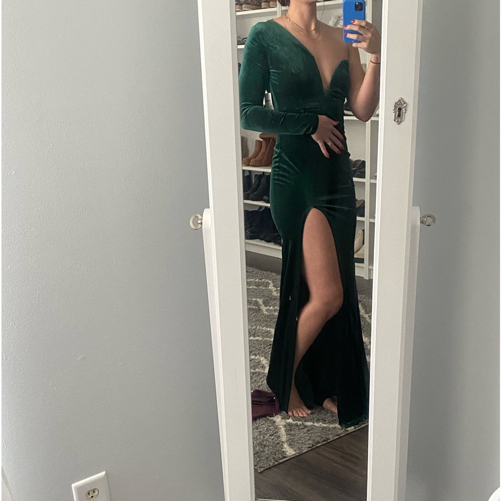 Windsor one shoulder Emerald velvet dress